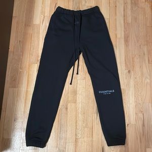 Fear of God Essentials SS21 black sweatpants